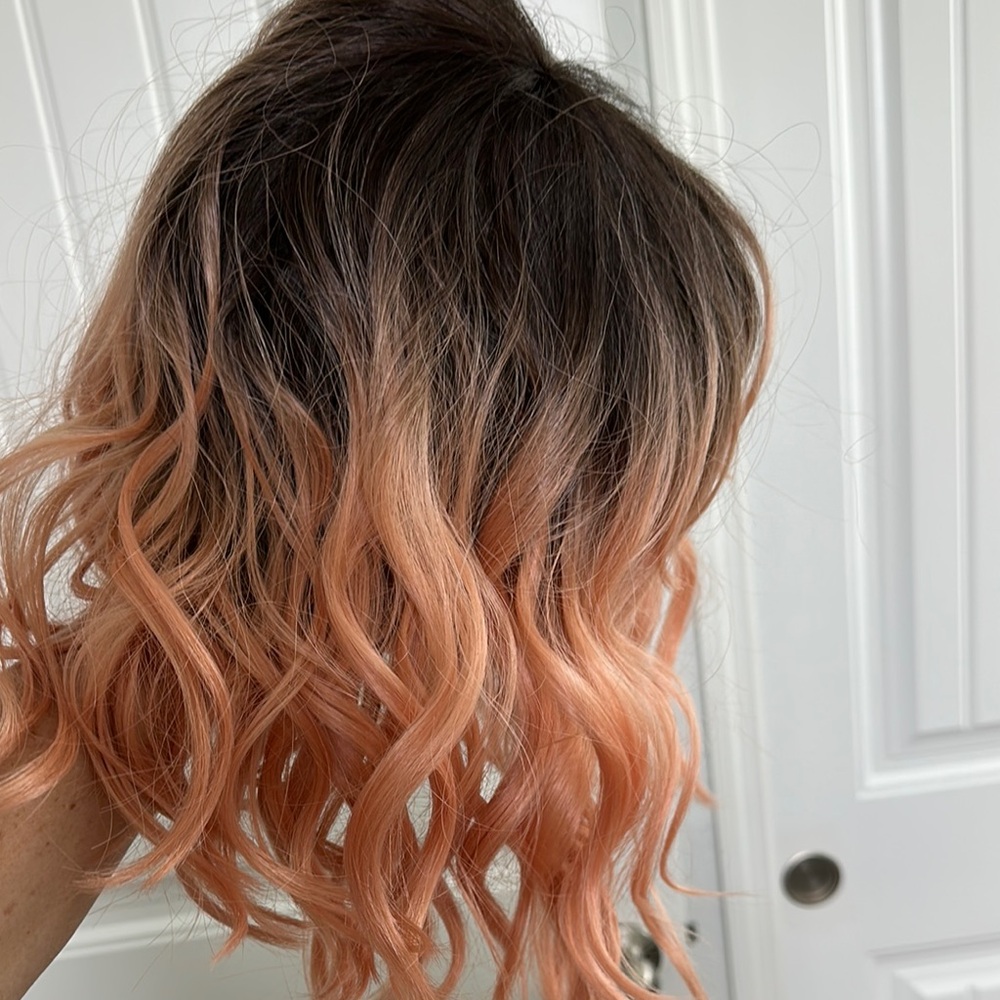 Peach/Pink Ombré Wavy Shoulder Length Hair With Bangs - Picture 3 of 5